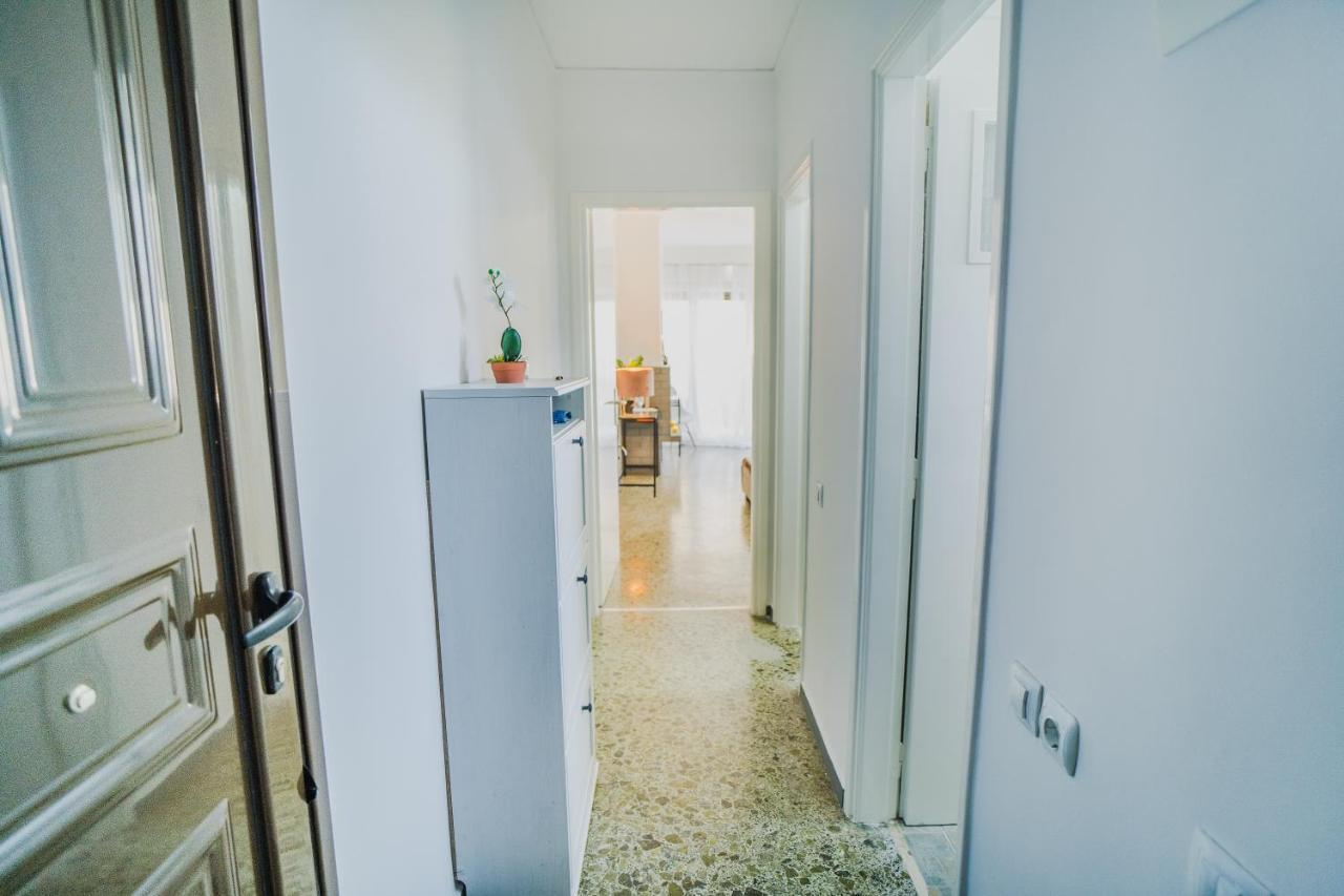 Green Apartment Ground Floor Feel Like Home Properties Saronida ภายนอก รูปภาพ