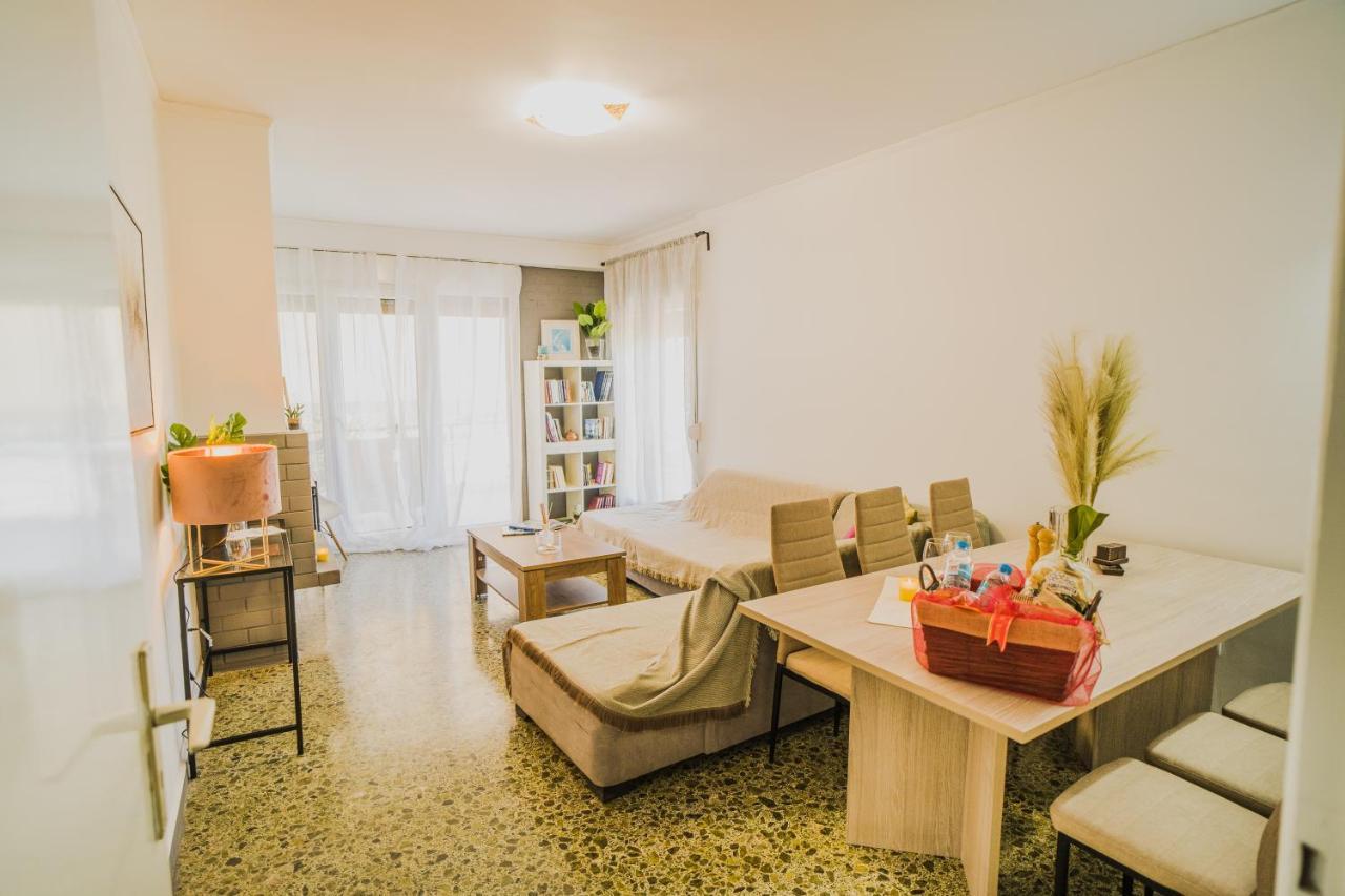Green Apartment Ground Floor Feel Like Home Properties Saronida ภายนอก รูปภาพ